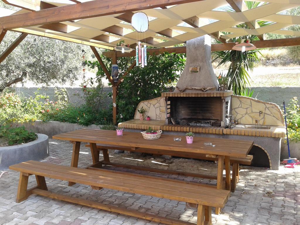 טרפזאקי Elpida Studio מראה חיצוני תמונה