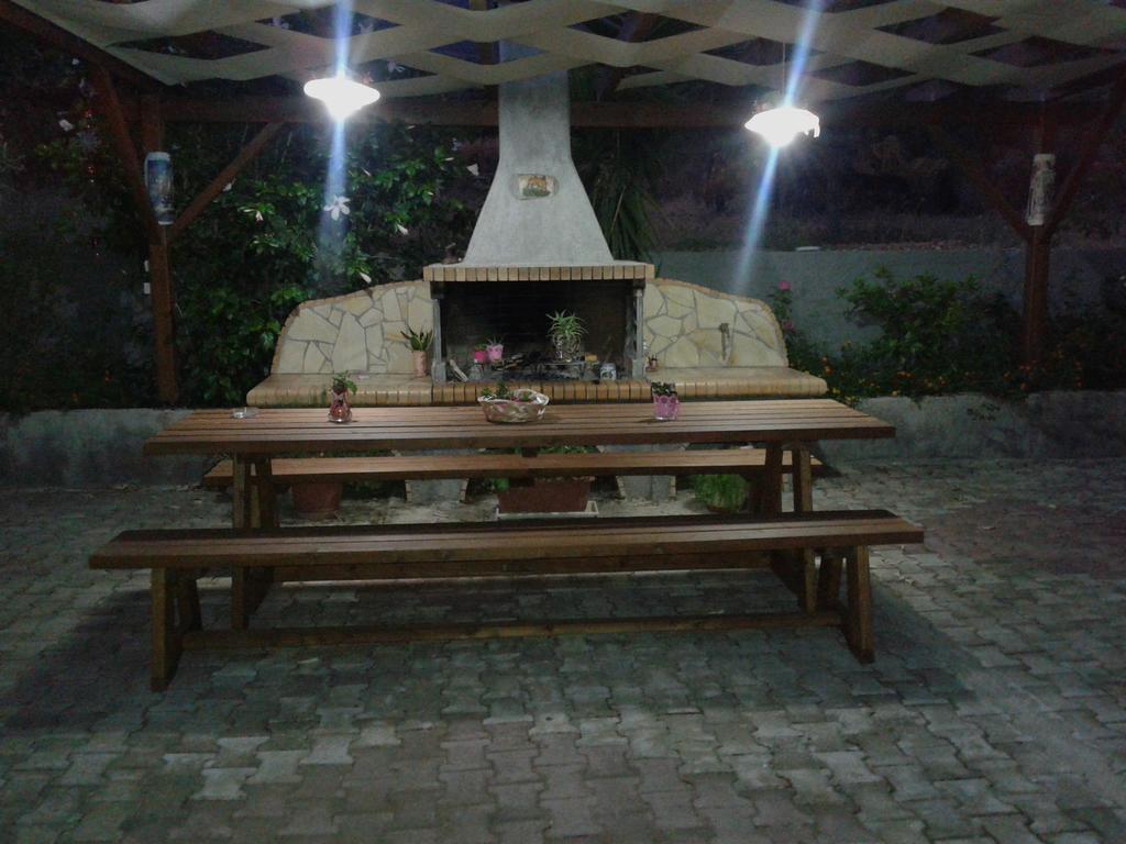 טרפזאקי Elpida Studio מראה חיצוני תמונה